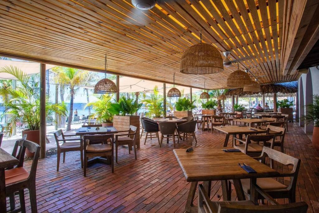 Blue Emerald Beachfront Blessing Willemstad Eksteriør billede